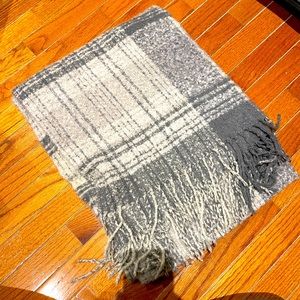 Zara scarf